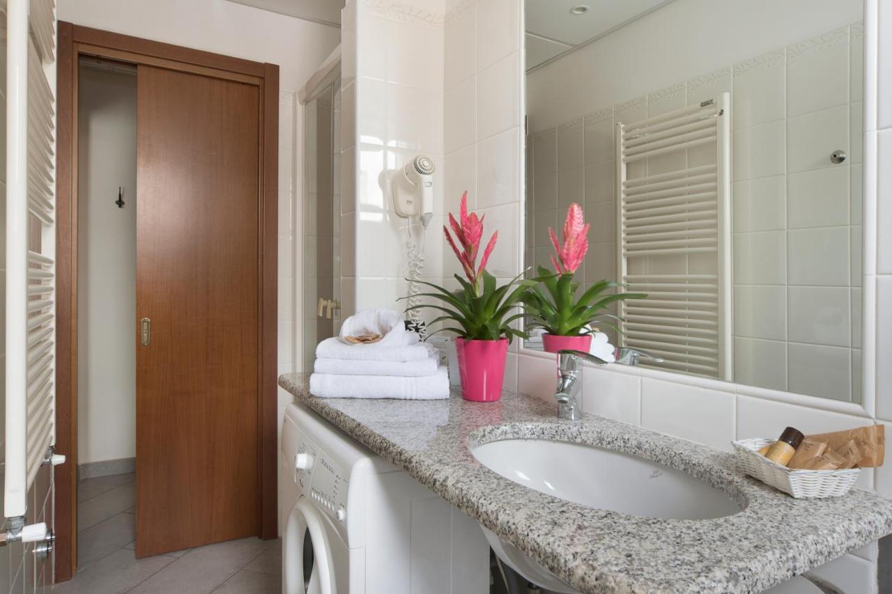 Hotel Residence Laigueglia Free Parking Dış mekan fotoğraf